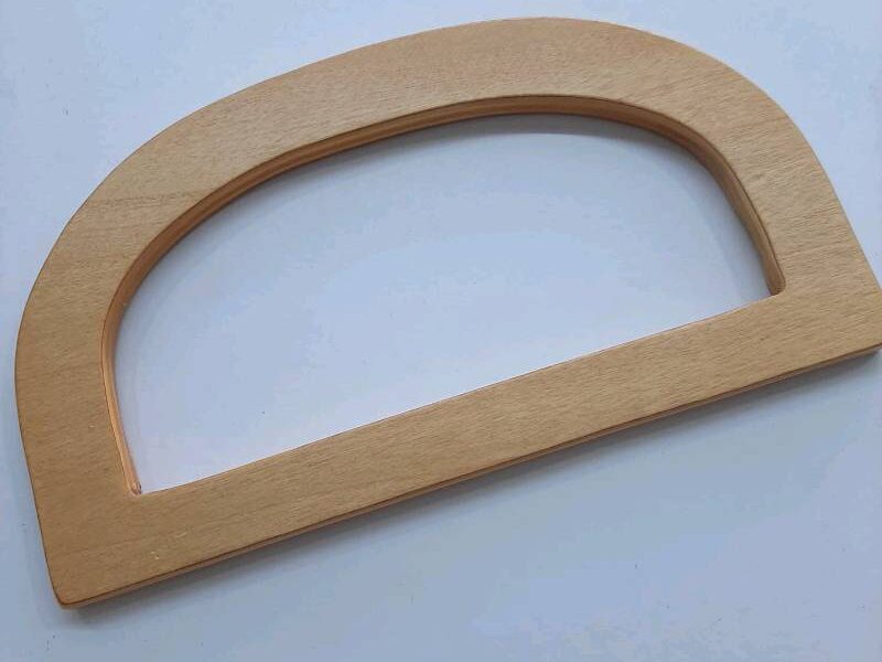 Asas de madera media luna