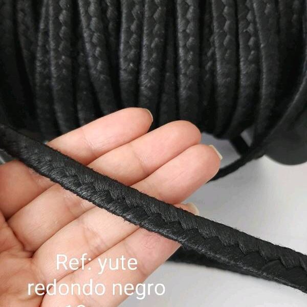 Yute Negro Redondo