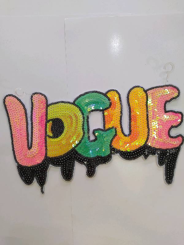Aplique Vogue