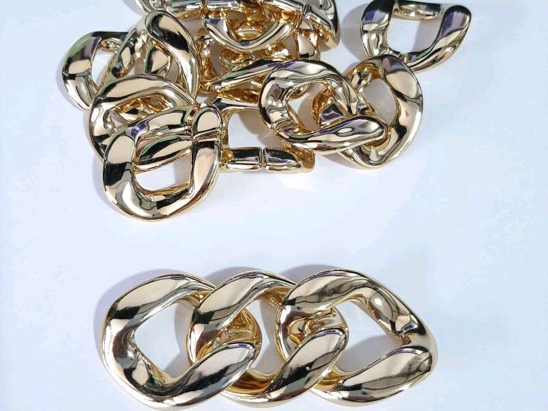 ESLABÓN MEDiANO ORO