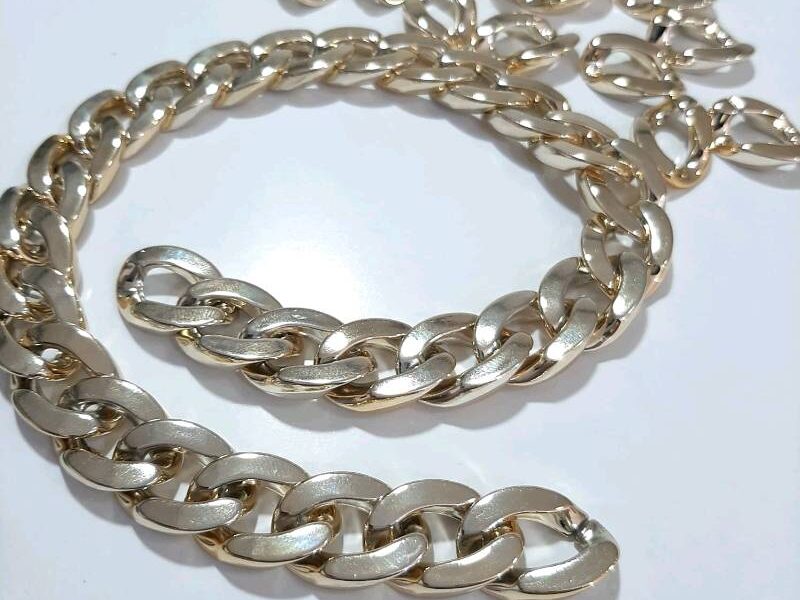 ESLABÓN ORO PEQUEÑO